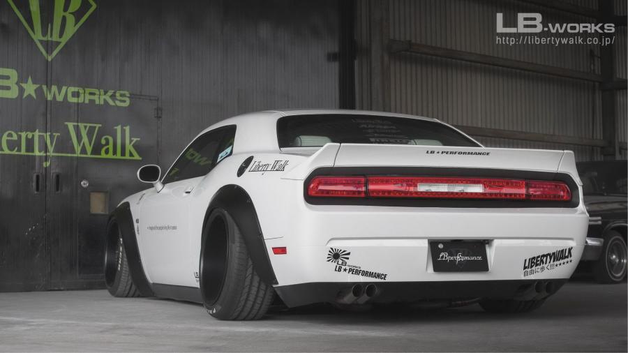 Dodge Challenger by Liberty Walk 2019 года  (фото 11 из 11)